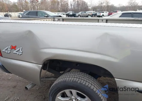 2002 GMC Sierra 1500 Sl из США, поврежденный, VIN 1GTEK14T22E213127